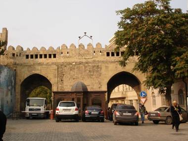 Apartment in Old Town Baku