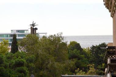 Promenade 2 BDR Apartment