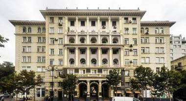 Deluxe Formula Apartment on Nizami Street