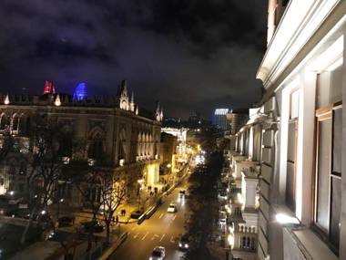 Deluxe Formula Apartment on Nizami Street