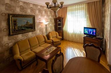 Elvin's Luxury Apartment