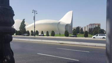 Tsentr Geidar Aliev Apartment