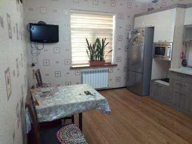 Cozy House in Bina Bolluq