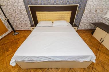 Three Rooms Apartment on Nizami Street