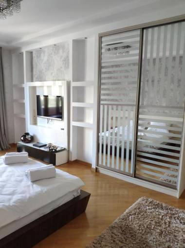 Family Nizami Apartment