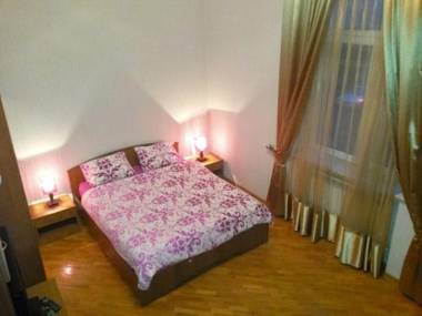 Central Prospect Baku. 2 bedrooms.