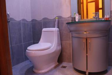 Between 28may Metro station and National Boulevard Seaside Park