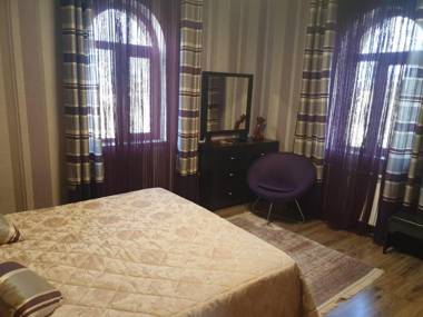 NEM McDonalds 2 bedroom Apartment