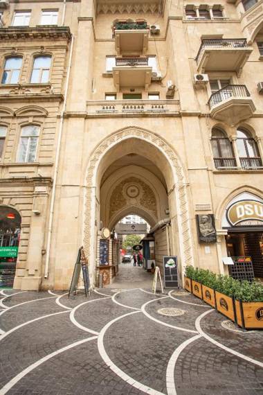 Nizami Street Apartment