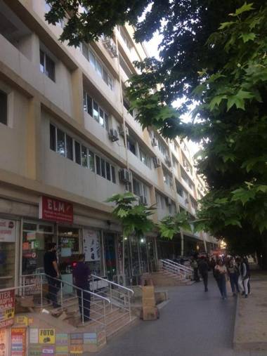 Sweet home in the center.