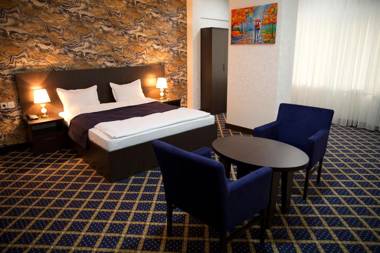 Kristal Inn Hotel & SPA