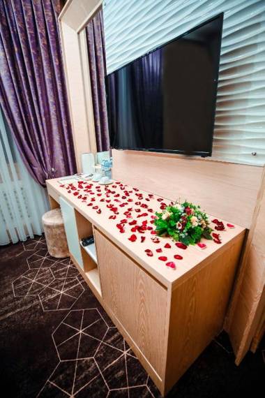 Regal Inn Badamdar Hotel