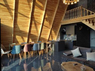 Qafqaz Wood Chalet