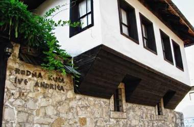 Lovely 1-Bed Apartment in Travnik