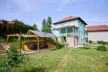 Apartments Green Paradise