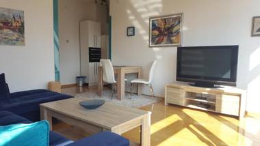 Central Apartment Mirza