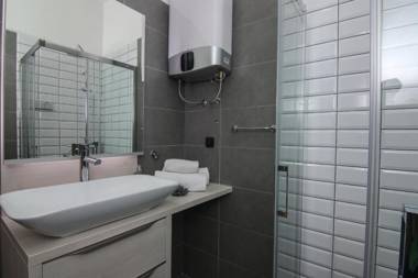 Boulevard Apartments