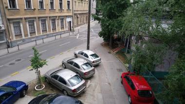 Brand New - Central Apartments