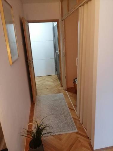 Small (34m2) modern apartment with parking place