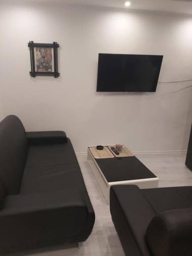 Sarajevo City Hall Apartment FREE WIFI