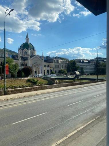 Apartment Festina Lente