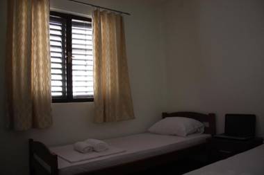 Hacienda Sunrise Apartment