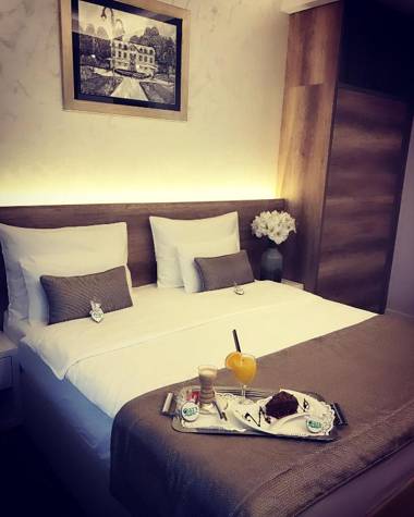 Villas and apartments Oaza