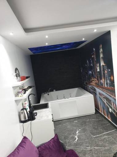 Apartman 2 S&V Istocno Sarajevo Lukavica sa Jacuzzi Lux Spa Hilandarska Centar