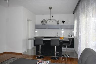 KUĆA ZA ODMOR KIARA