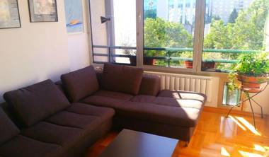 City Center Apartment with parking