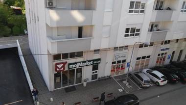 Centar Apartman ENMI 111