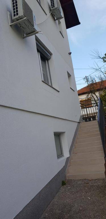 Apartman Ananas Banja Luka centar bolnica besplatan parking