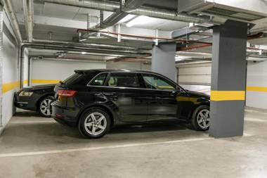 TODOR APARTMENTS Center