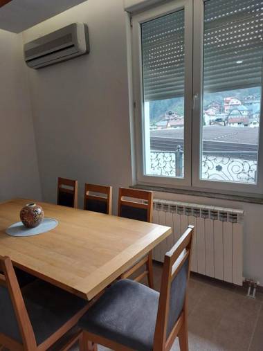 Apartmani prenj 1 i 2 centar