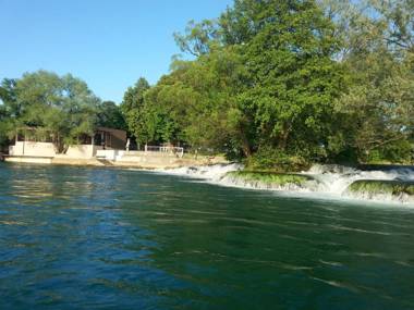 Holiday Homes Pozitiva