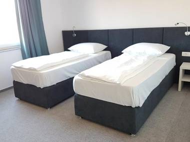 Hotel SAX Gračanica