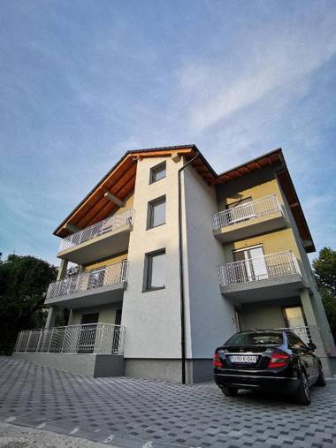 Apartmani ANAMARIA