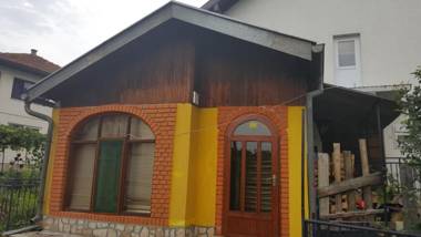 Apartman "Athos"