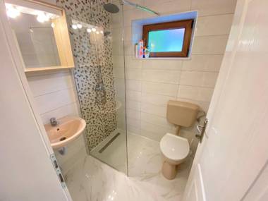 Stonemason's house 1975