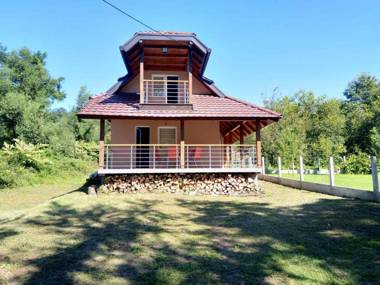 Vikendica Pored Drine