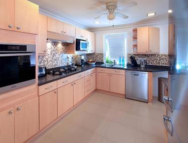 Coconut Grove 8 Luxury Villa by Island Villas