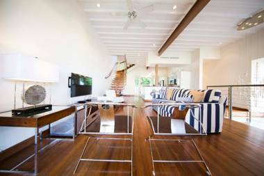 ZenBreak Hillside Loft #5