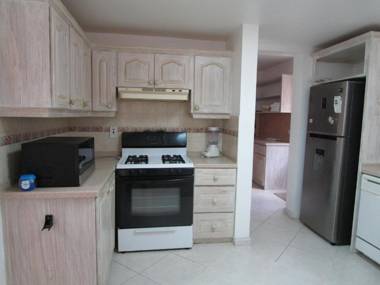 Vida Mejor - East Pool