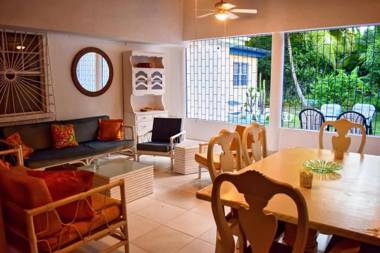 Kismet Garden Cottages - Dover Beach