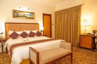 Royal Park Residence Hotel