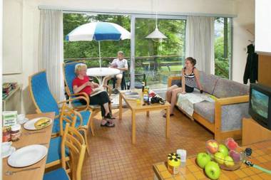 Cozy carefully furnished bungalow near the Maas