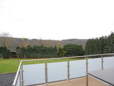 Modern Holiday Home in La Roche-en-Ardenne with Garden