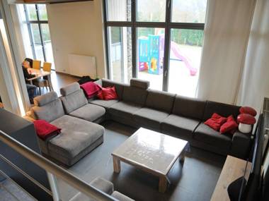 Modern Holiday Home in La Roche-en-Ardenne with Garden