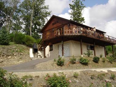 Beautiful chalet with panoramic views.