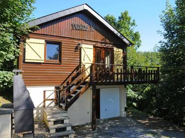 Cosy chalet with sauna in a quiet area just outside La Roche